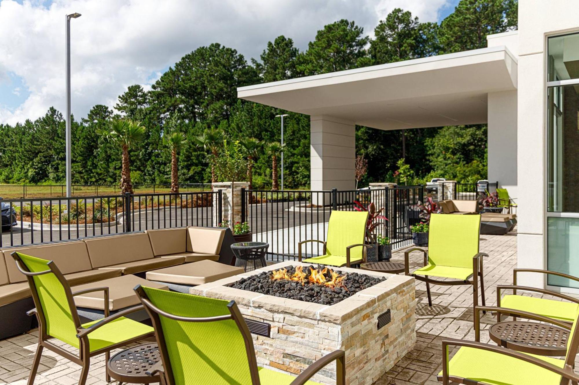 Springhill Suites By Marriott Savannah Richmond Hill Extérieur photo